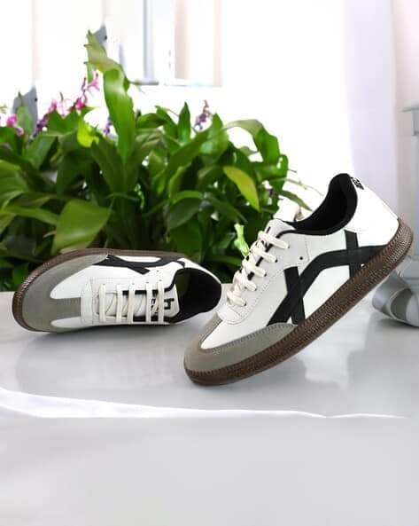 Men Round-Toe Casual Shoes with Lace Fastening 1