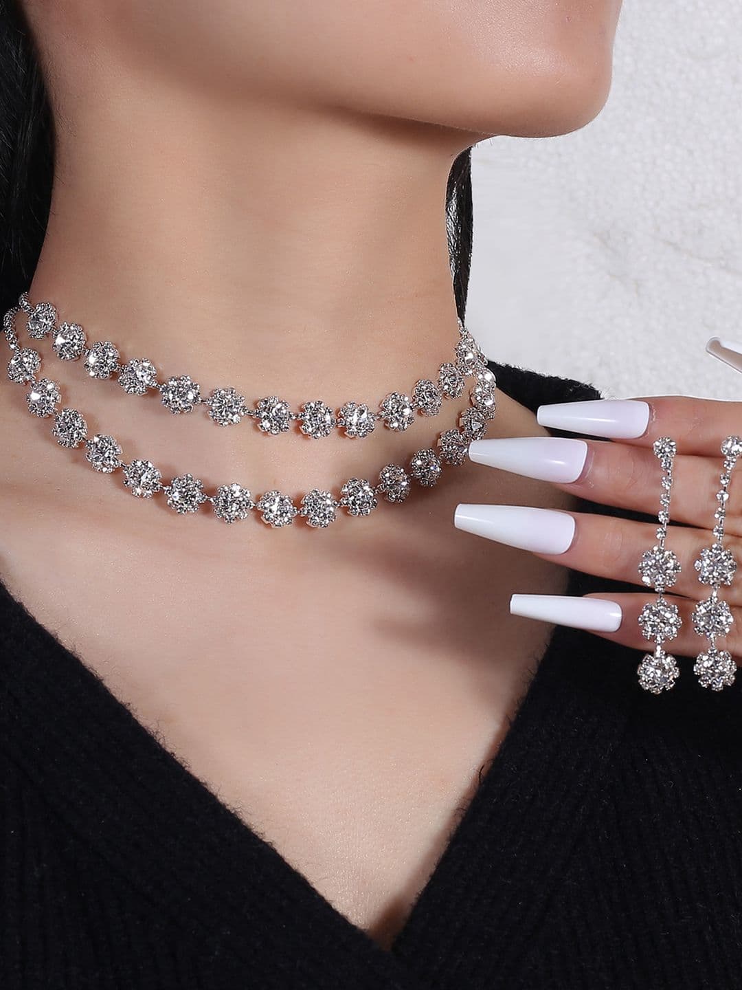 DressBerry White Silver Plated Stone Studded Jewellery Set 1
